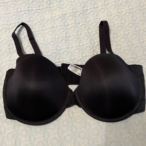 Maidenform black convertible strapless bra, size 36D, padded cups, underwire